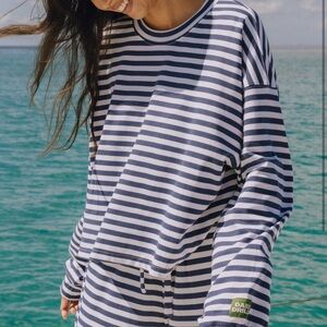 Daily Drills Stripes Set in Navy